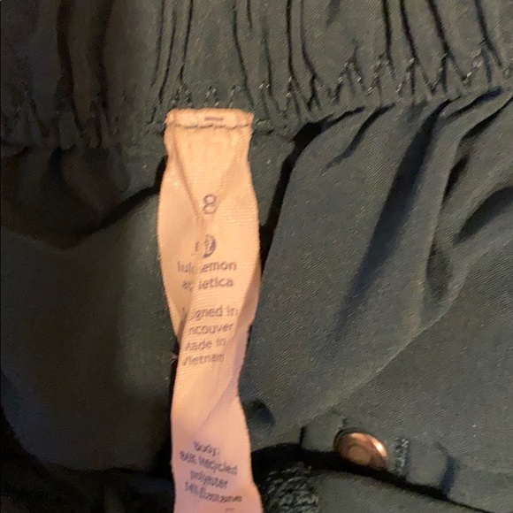 LuluLemon Spring Breakaway Shorts - Picture 4 of 4